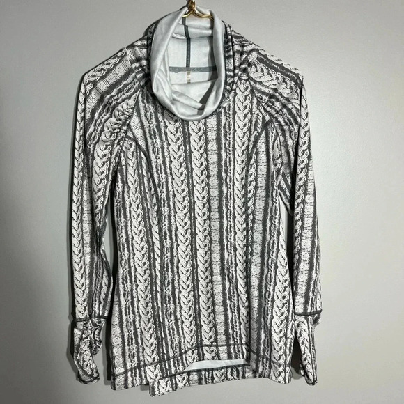 Calia Carrie Underwood Cowl Funnel Neck Pullover White Print Size S? - Picture 1 of 6